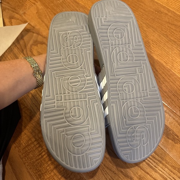 Adidas Men's Adissage Slide Sandals Size 17 New In Box Gray/White - Picture 4 of 7